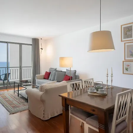 Apartment Apartamento Princesa Dona Amelia By An Island Apart *